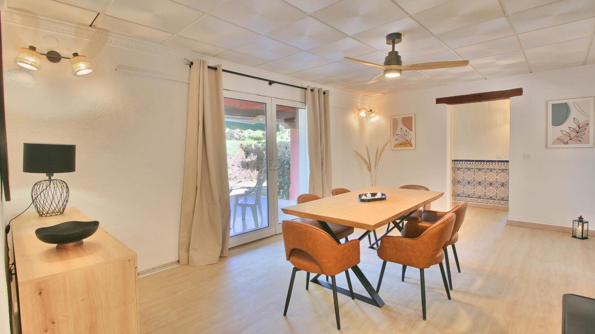 La Plana Villa *